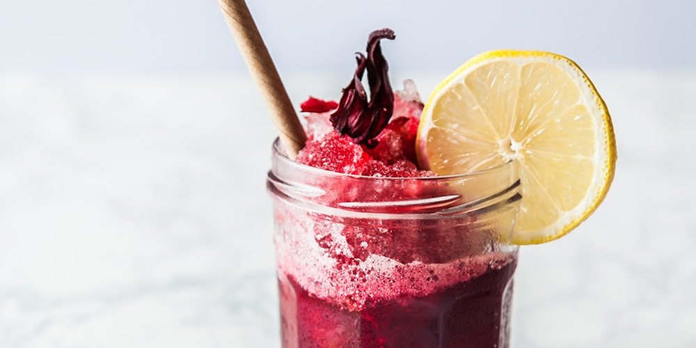 Hydration Habits: Simple Ways to Drink Enough Water Every Day